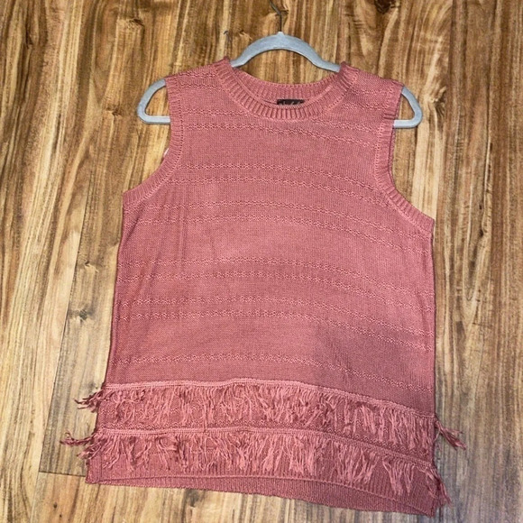 Wonderly women’s Large sweater top knit sleeveless rose pink fringe hem casual - Picture 2 of 7